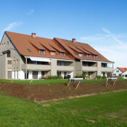 Mehrfamilienhaus Brütten